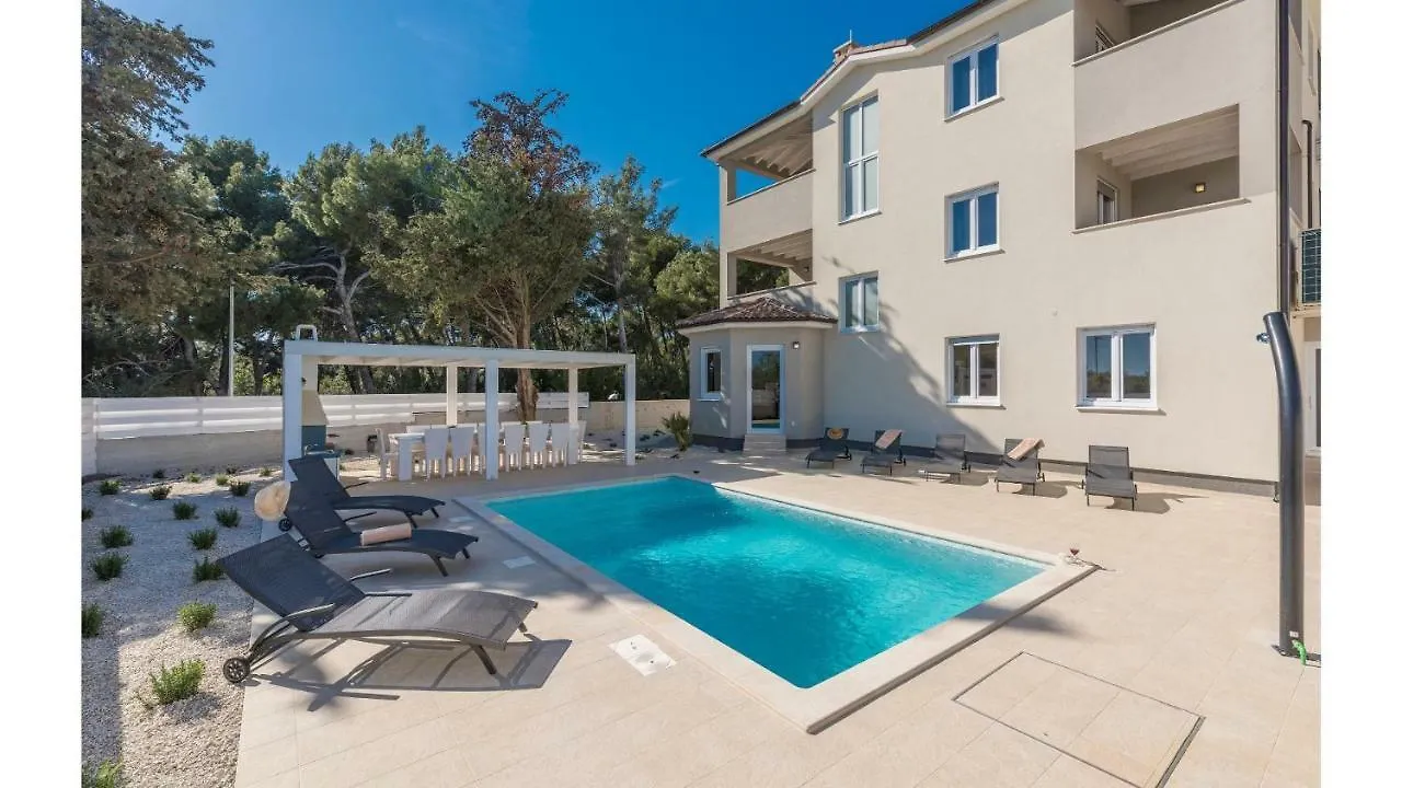 Villas Marisol Premantura