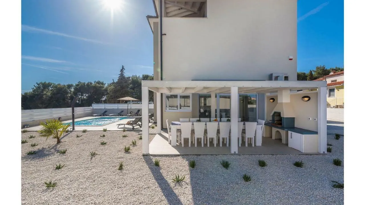 Villas Marisol Premantura Croatia