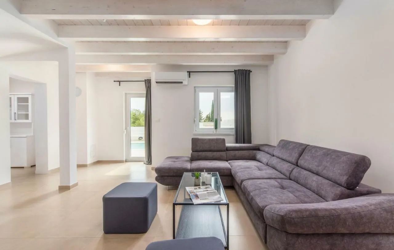 Villas Marisol Premantura 0*,  Croatia