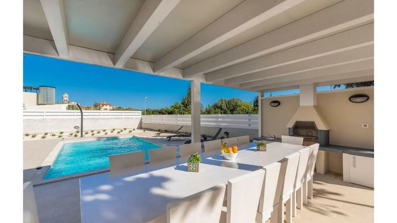 Villas Marisol Premantura